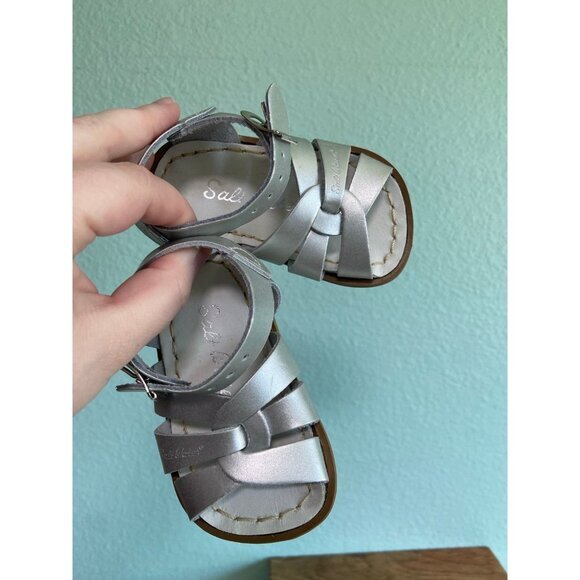 Salt Water Sandals Girls Child Children Silver Sandals Size 3‎ - Picture 7 of 8